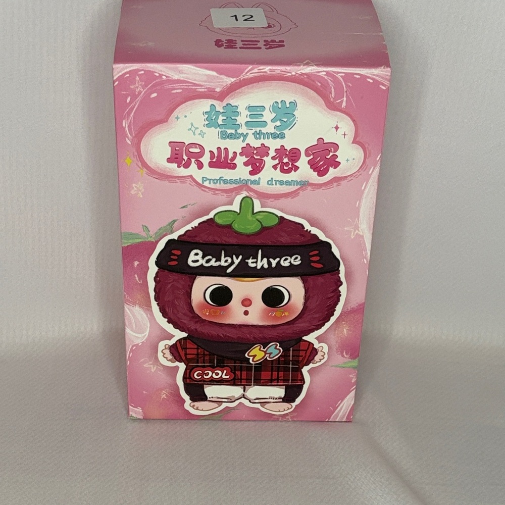 This is a "Baby Three Professional Dreamer" blind box toy.